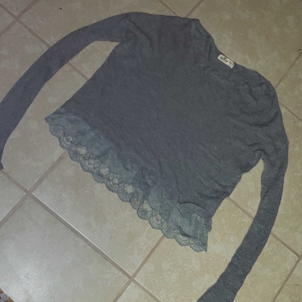 Hollister sweatershirt
